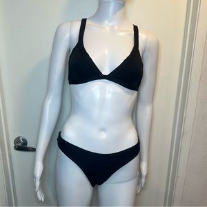 Black triangle bikini set